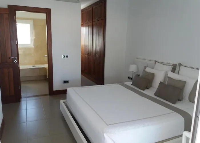 Lanzarote Puerto Calero