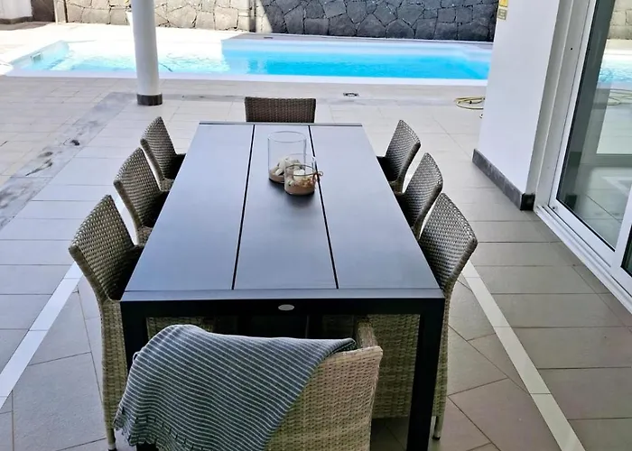 Lanzarote Villa *