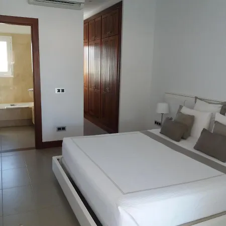 Lanzarote Puerto Calero