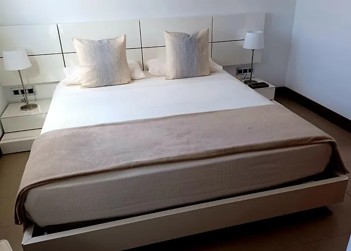 Lanzarote Puerto Calero